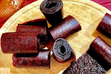 12 рецептов пастилы из сливы, с которыми справится любая хозяйка