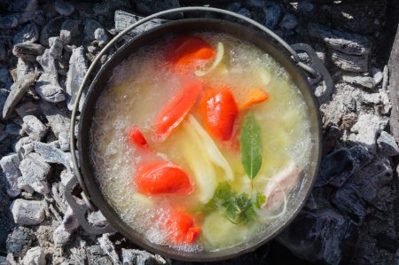 12 вкуснейших рецептов супа в казане на костре
