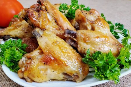 15 простых рецептов куриных крылышек в аэрогриле