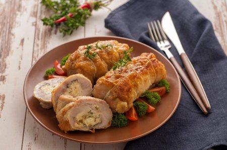 12 рецептов сочных и нежных куриных рулетиков в аэрогриле
