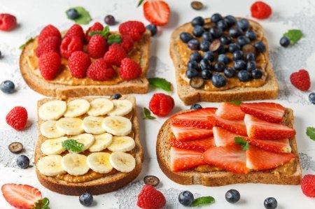 8 самых вкусных рецептов бутербродов с арахисовой пастой