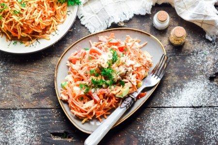 12 отличных салатов с копченой курицей и корейской морковью