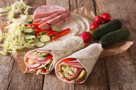 12 начинок для рулета из лаваша, которые придутся по вкусу каждому