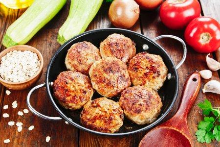 Куриные котлеты с кабачком в духовке – рецепт пошагово
