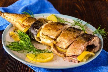 Скумбрия с лимоном в фольге в духовке – вкуснейший рецепт