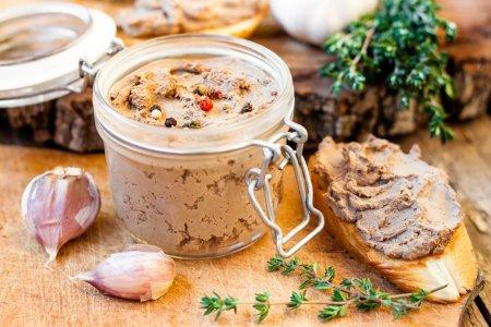 Паштет из куриной печени с карамелизованным луком – рецепт пошагово