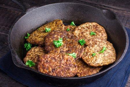 Оладьи из куриной печени с манкой на сковороде – рецепт пошагово