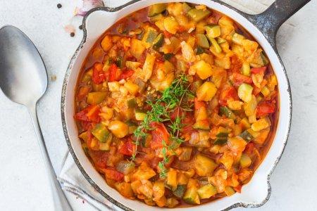Тушеные кабачки с помидорами и чесноком – отличный рецепт