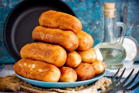Жареные сардельки в кляре на сковороде – вкусный рецепт