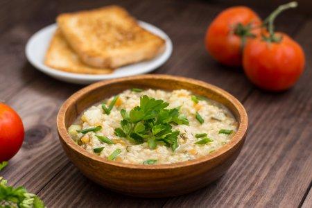 Ячневая каша с тушенкой: сытный и вкусный рецепт пошагово