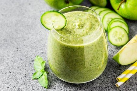 Смузи из огурцов, яблок и сельдерея – полезный рецепт пошагово