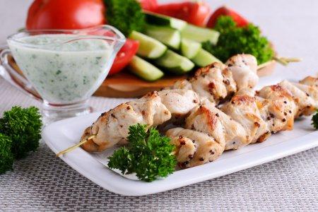 Шашлык из филе индейки на шпажках в духовке – рецепт пошагово