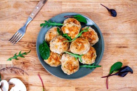 Котлеты из куриного фарша с творогом в духовке