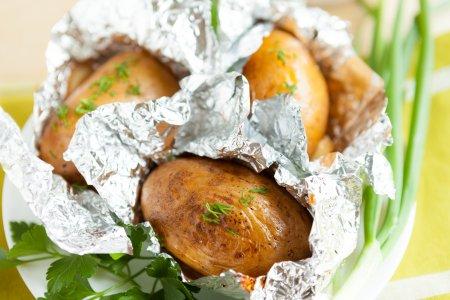 Картошка целиком в фольге в аэрогриле – вкусный рецепт пошагово