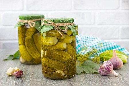 Очень простые маринованные огурцы без хрена на зиму