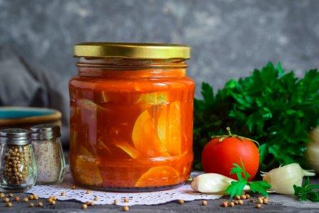 Невероятно вкусные кабачки с соусом сацебели на зиму