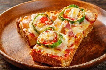 Горячие бутерброды «а-ля пицца» – простой и вкусный рецепт