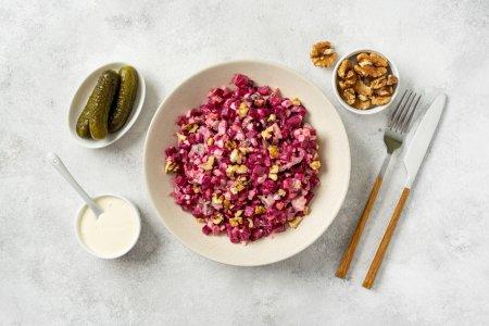 Очень вкусный салат из вареной свеклы без майонеза – рецепт пошагово