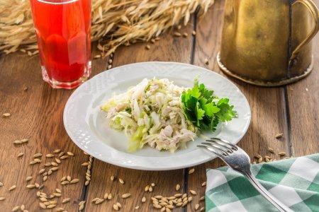 Салат с пекинской капустой без майонеза: вкуснейший рецепт