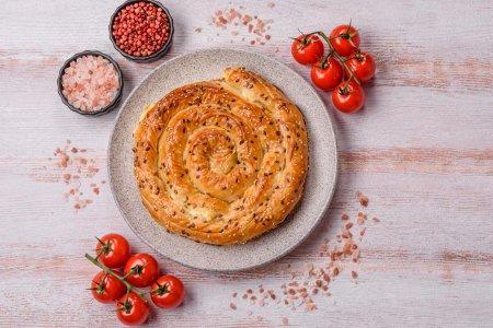 Улитки с творогом и зеленью из теста фило