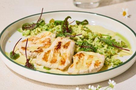 Медальоны из индейки в аэрогриле – вкусный рецепт пошагово
