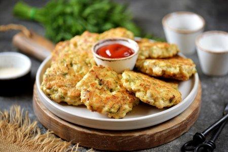 Рубленые котлеты из куриной грудки с майонезом