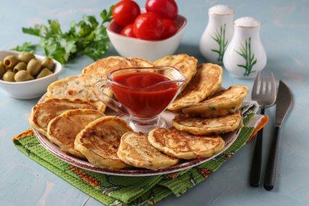 Оладьи на кефире с ветчиной и сыром – вкусный и сытный рецепт