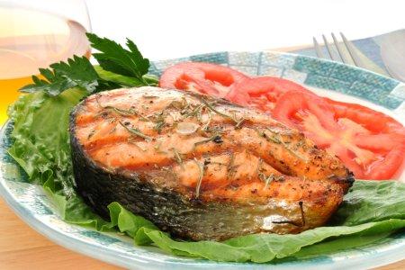 Стейки кижуча в аэрогриле – очень вкусный рецепт