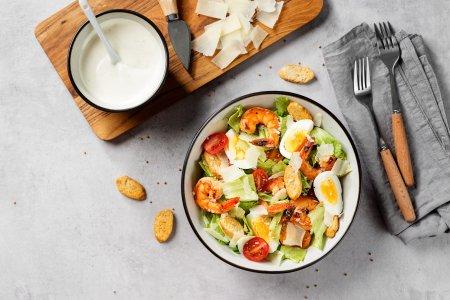 10 самых вкусных соусов для салатов с креветками