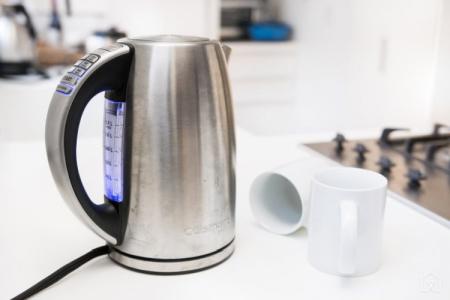 6 легких способов, как очистить чайник от накипи