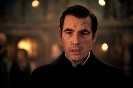 15 лучших сериалов про вампиров