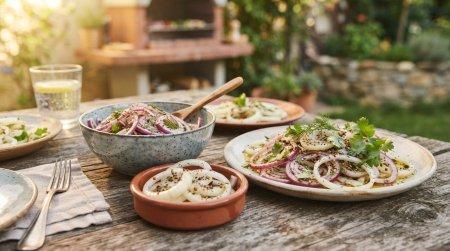 20 простых рецептов маринованного лука для шашлыка