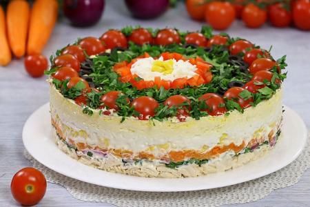 salat s koreyskoy morkovyu i kuricey recepty 1401 0
